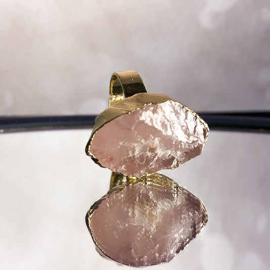 Love Magnet - Rose Quartz Druzy Ring